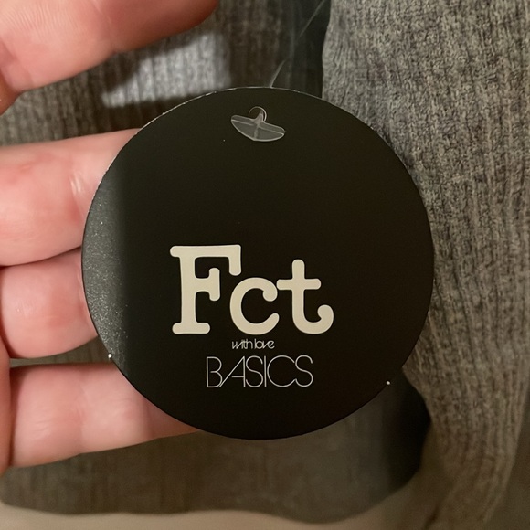 Fact workout long sleeve top. A2 - Picture 5 of 7